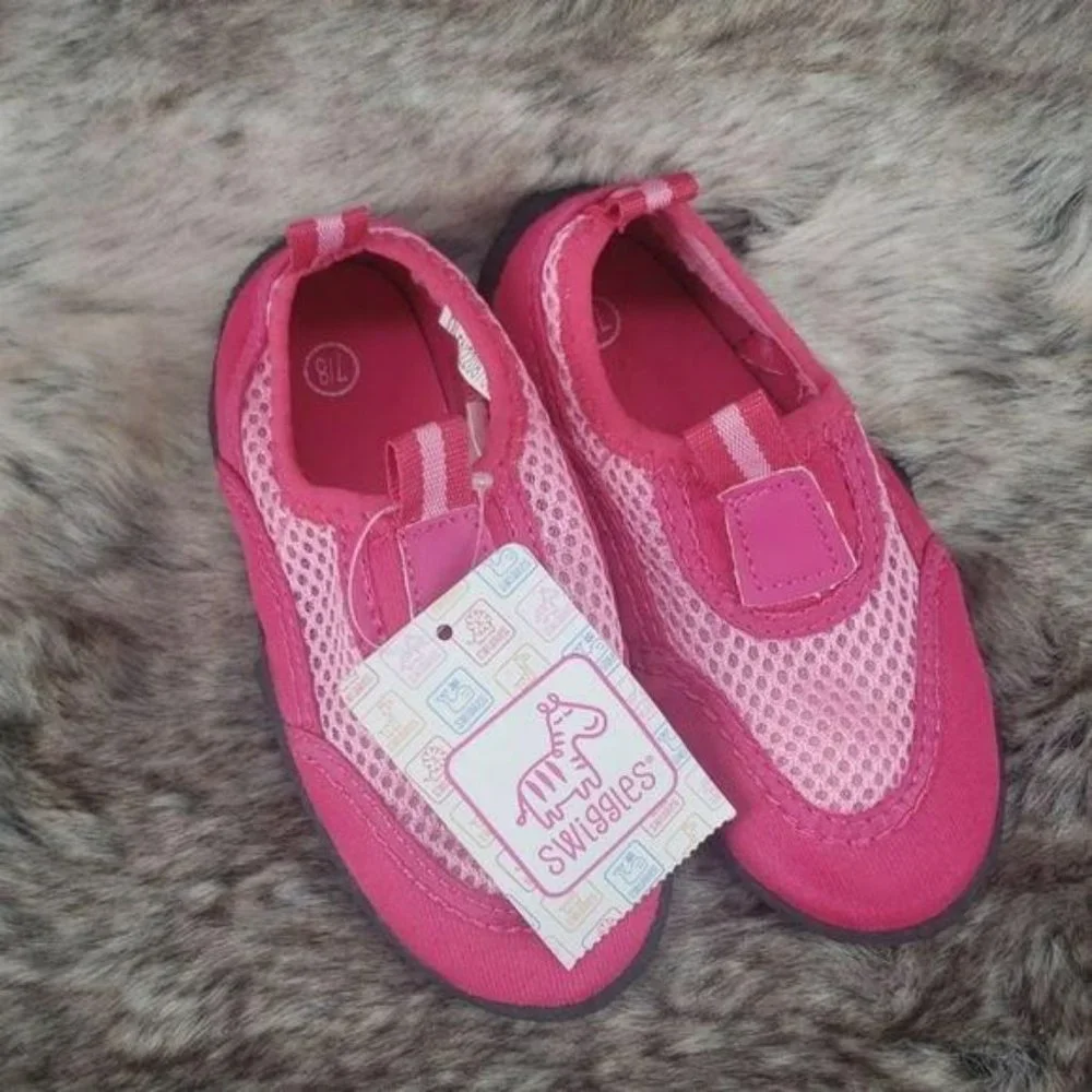 Swiggles Pink Breathable Girls slip‎ on Water shoes Large 2/3